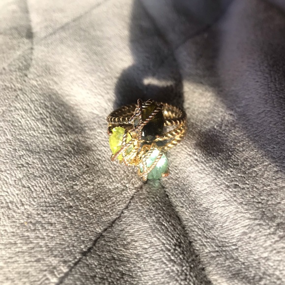 Three stone peridot, Smokey quarts, and aquamarine size 7 ring - Picture 6 of 8